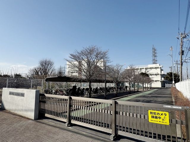 府中市立白糸台小学校